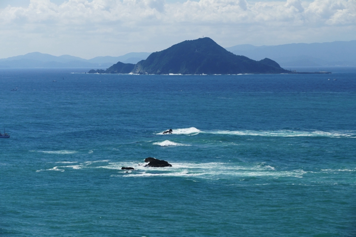 P1390972.jpg - 270,080Bytes