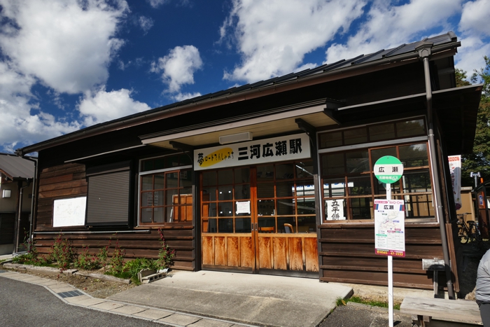 251028_P1480872.jpg - 324,816Bytes