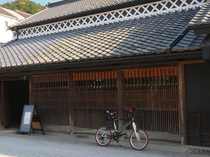 251121_PB215027.jpg - 367,027Bytes