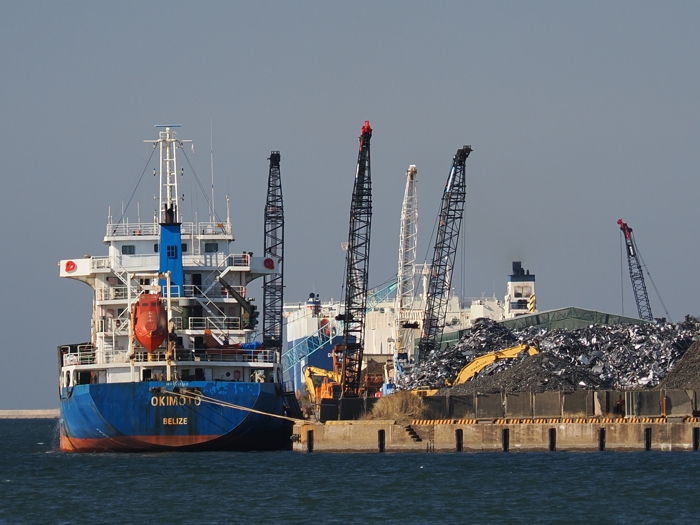 251130_PB305420.jpg - 306,867Bytes